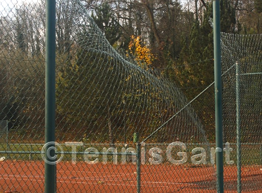 Tennisplatz Zaunreparatur Zaunbau